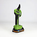 Безщітковий акумуляторний секатор Procraft ES32Li з екраном (35 мм, 20В, 2 Аг, 1 Акб, кейс) Садовий секатор Прокрафт, фото 3