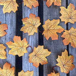 Штучне листя клена жовте 20 шт. уп.18 см