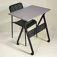 Стіл парта для школяра.