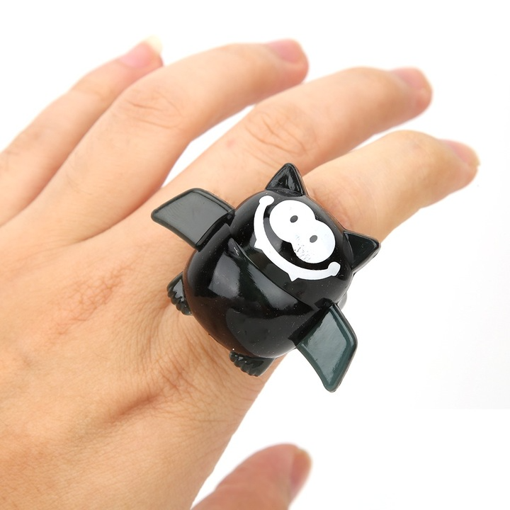 Каблучка Кажан пластик