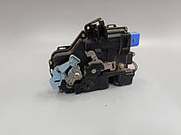 Skoda Octavia A5 Замок дверей задньої лівої 7L0839015D