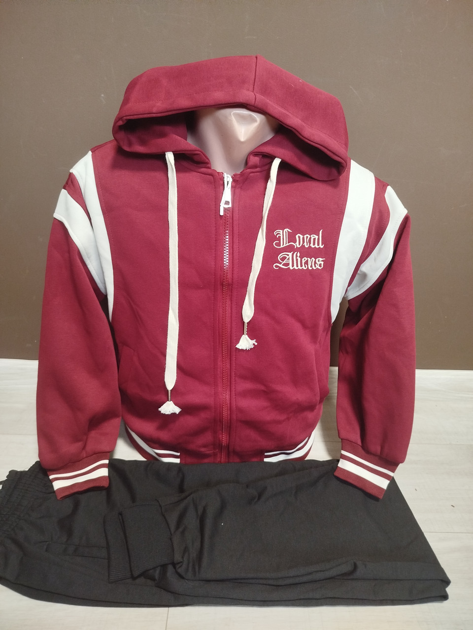 Дитячий спортивний костюм "Коледж Манга" для хлопчика підлітка на 6-16 років кофта з штанами бордо, фото 1