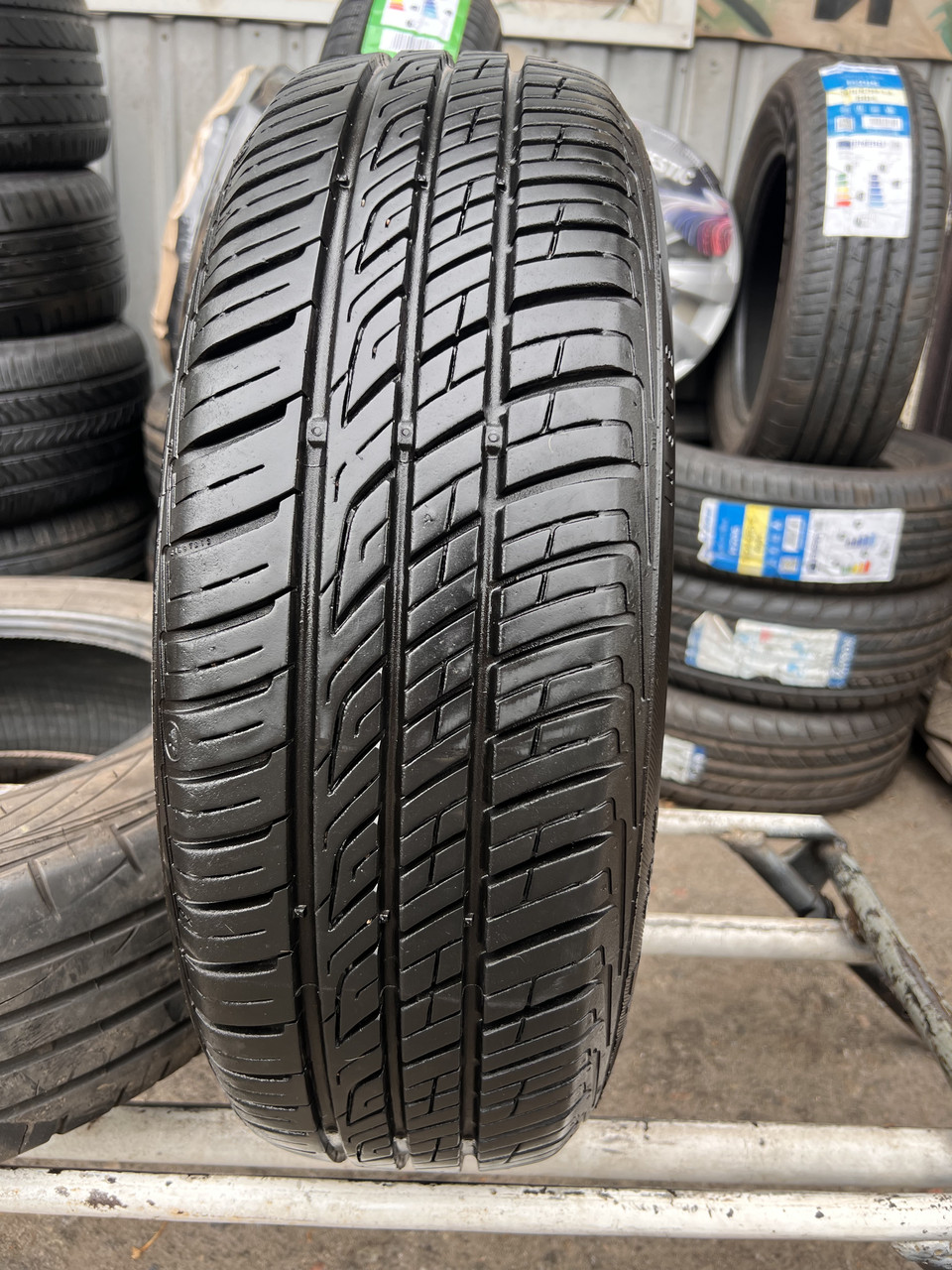 Шина 185 65 15 88T Barum Brillantis 2