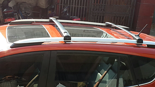 Поперечки Toyota Rav 4 (2013-2018) Оригінальна модель. В штатні місця.