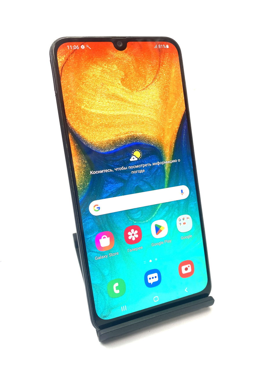 Смартфон Samsung Galaxy A30 3/32 ГБ, синій, у задовільному стані, б/в