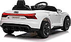 Дитяча акумуляторна машинка Audi RS E-Tron GT Біла, фото 4