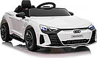 Дитяча акумуляторна машинка Audi RS E-Tron GT Біла, фото 5