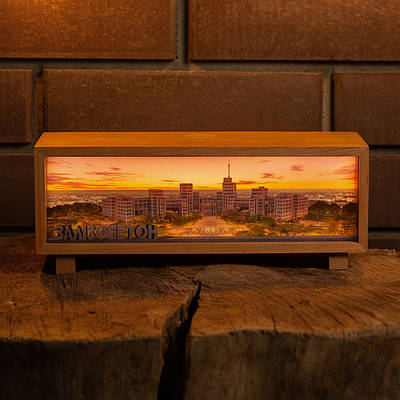 Нічник-панорама “Харків — залізобетон”, лаковане дерево (LED, Акумулятор, USB Type-C)