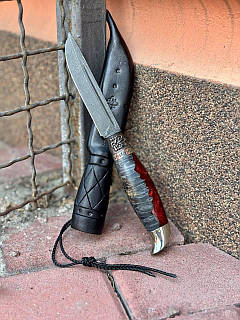 Фінка ручної роботи із дамаської сталі «Героям слава #2» зі шкіряними піхвами 60 HRC.