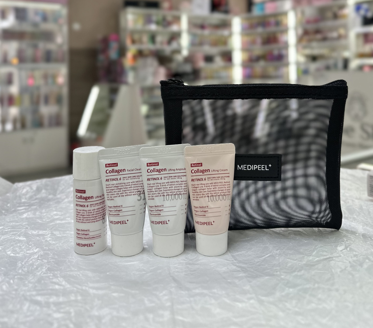 Набір мініатюр для обличчя з ретинолом та колагеном Medi Peel Retinol Collagen Lifting Trial Kit