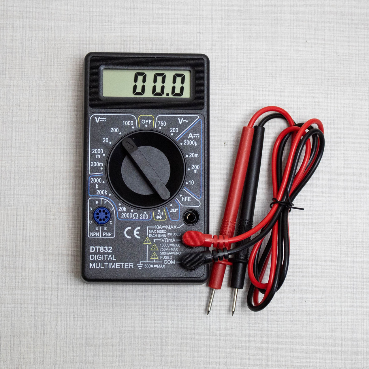 Мультіметр DT 832