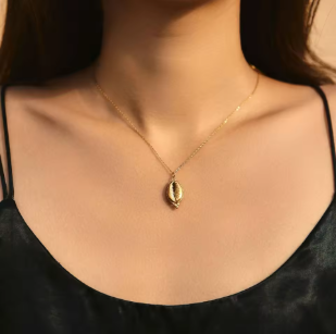 Кулон-підвіска у формі мушлі з мушлями золоте намисто кавове зерно, фото 1