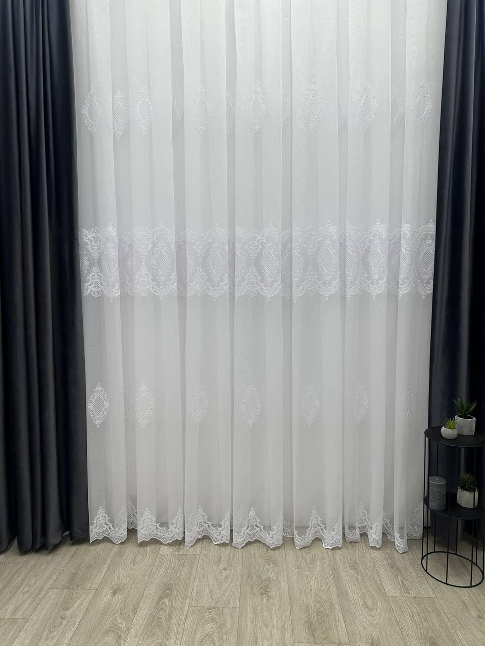 Тюль на основі бамбука з шеніловою вишивкою. Колір: білий, фото 1