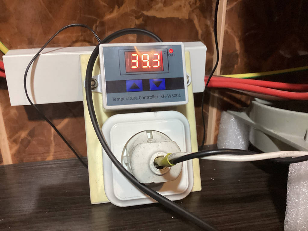 Терморегулятор термостат цифровий XH-W3001 -50~110С 220В 1500 Вт - фото покупців 1