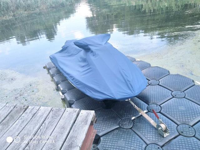 тент від пилу на аквабайк у гаражі гаага легкий чохол на водний мотоцикл прага