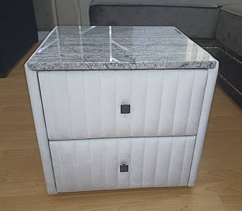 М'яка тумба з кам'яною стільницею