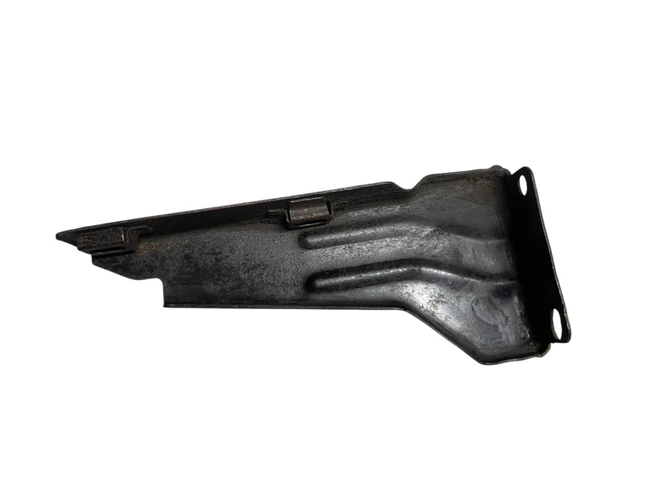 Кронштейн переднього бампера лівий Chery Amulet A11/Чері Амулет, A11-2803580, (з розбірки)