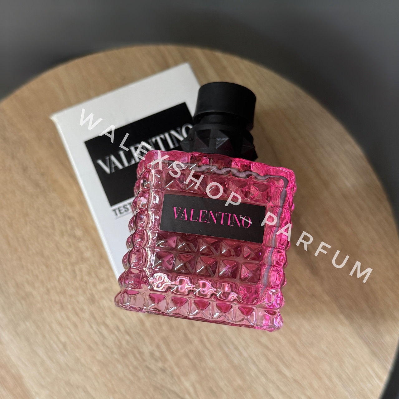 Жіночі Парфуми Valentino Donna Born in Roma Extradose (Tester) 100 ml Валентіно Донна Борн ін Рома (Тестер) 100 мл, фото 1