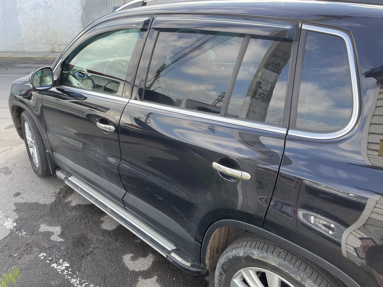 Вітровики для Volkswagen Tiguan 2007-2016 (на скотче) (HIC) VW26, фото 1