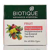 Біо Фрукти Біотик Вибілювальна, антипігментна маска для обличчя, Bio Fruit Face Pack, Biotique, 75 г.
