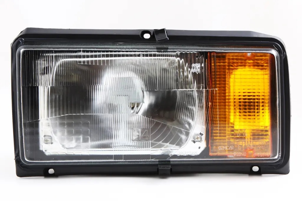 Фара 2105 з помаранч.вор. ліва з лампочками, фото 1