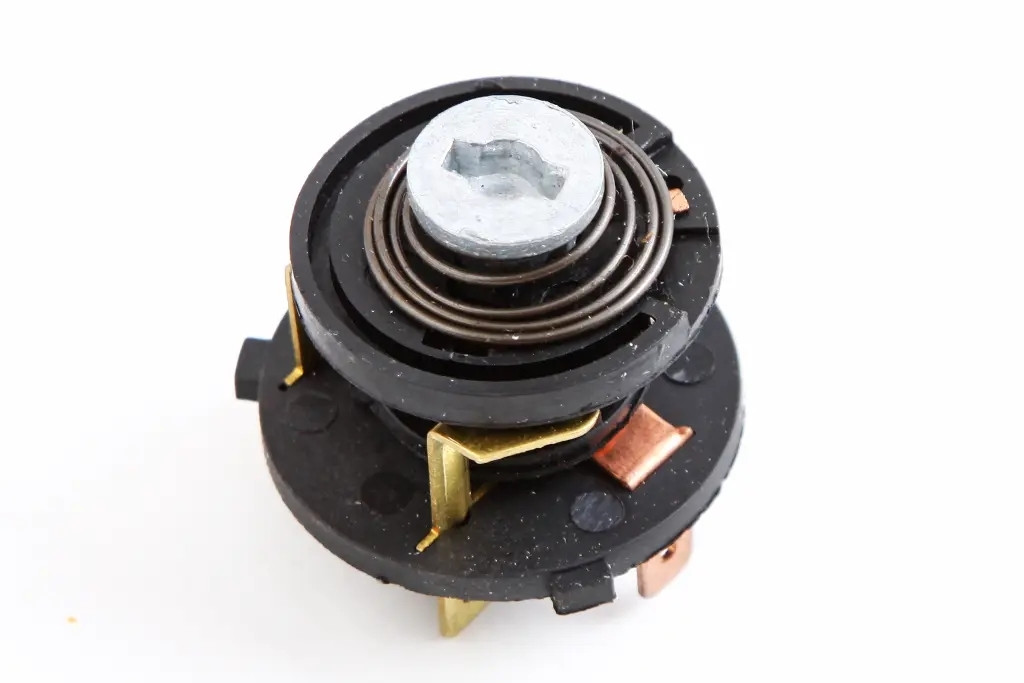 Контактна група замка запалювання 2101 на 6 конт. латунні конт./металевийшток "Elprom-Elhovo", фото 1