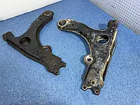 357407157 / 357407158 Б/у Рычаг передней подвески левый / правый Volkswagen Passat B4 1.9D 1993-1997