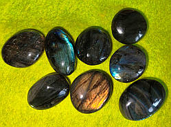 Лабрадор натуральний 60-80 каратів