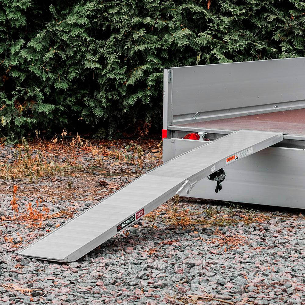 Заїзна рампа посиленого навантаження Acebikes Foldable Ramp Heavy Duty with Handle 1140 мм / 2230 мм x 285 мм