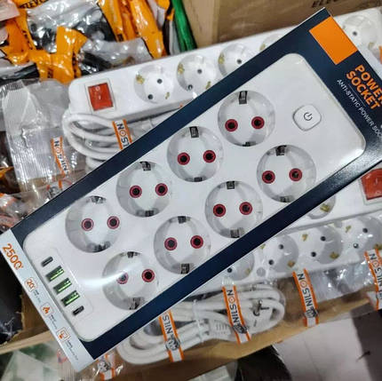 Подовжувач з 8 розетками та 3 USB-портами 2500W 3 метри (48), фото 1