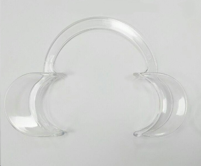 Ретрактор для губ