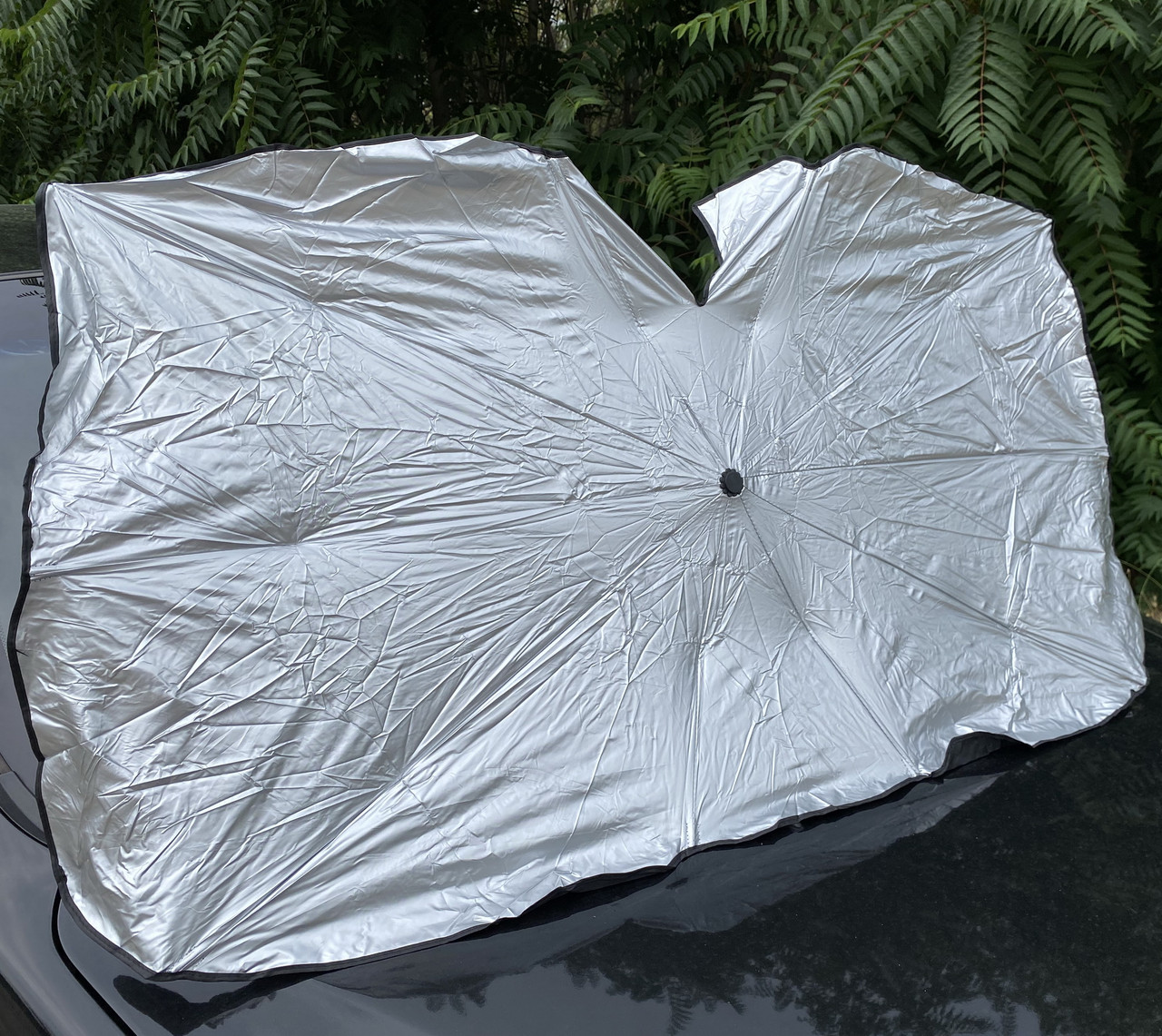 Сонцезахисна парасолька-шторка для лобового скла large size (140 x 76 см)