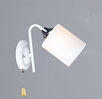 Бра біле зі скляним плафоном настінне для спальні дизайнерське в стилі модерн, бра на стіну цоколь E27 white8812