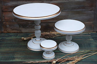 Підставки для торта та капкейків