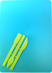 Дощечка для ліплення + стеки 18 х 25 см. Блакитна