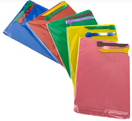 Дощечка для ліплення + стеки 15,4 х 23,3 см. асс.