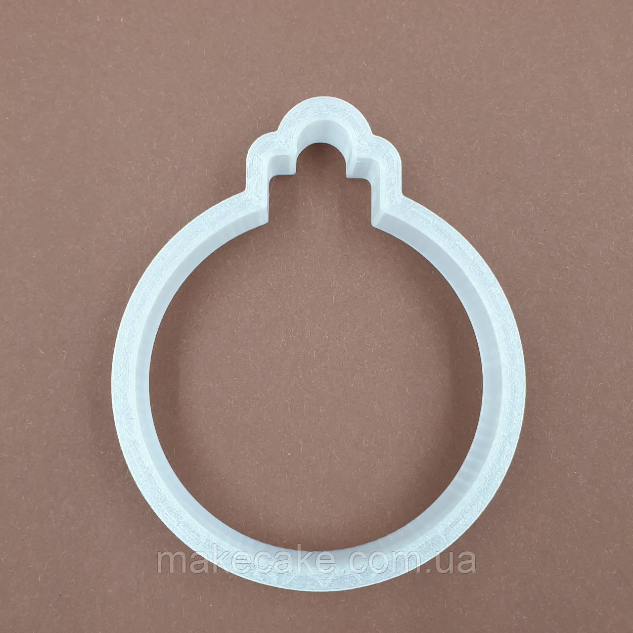 Вирубка пластикова Новорічна іграшка кулька 8.5 см, фото 1