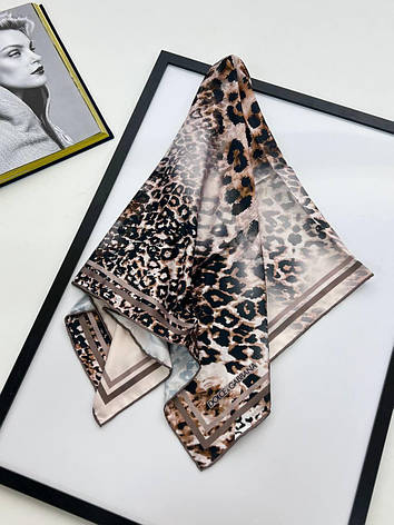 Шовкова хустка леопардова 90*90 см коричневий ручна обробка краю, фото 1