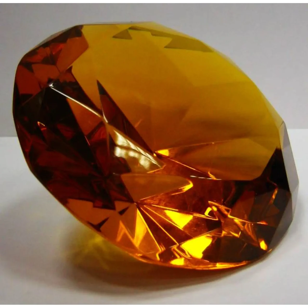 Декоративний криштал бурштинового кольору, 10 см21325, фото 1
