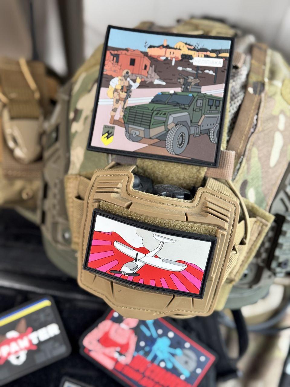 Замовити нашивки шеврони для шкіл, емблеми на піджаки, брендування шкільної форми, фото 1