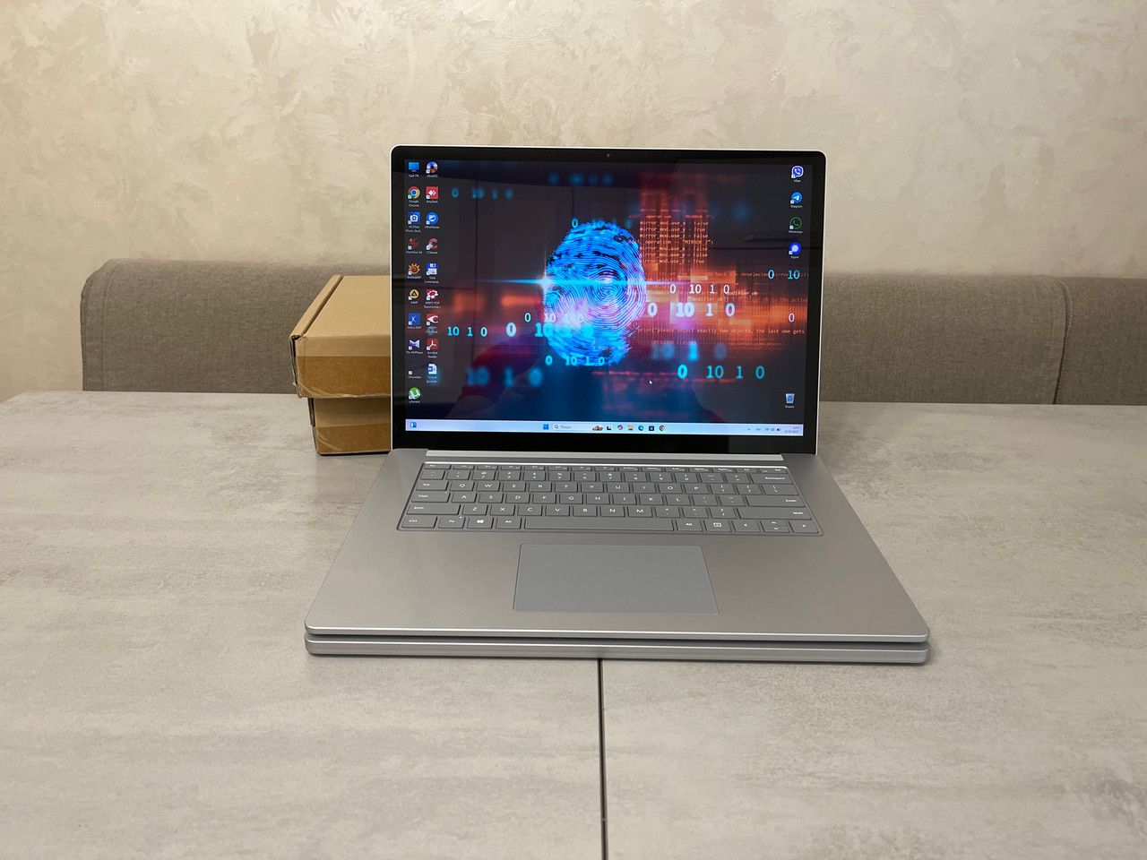 Ультрабук Microsoft Surface Laptop 4 1979, 15" 2,5K, i7-1185G7, 16GB, 256GB SSD, фото 1