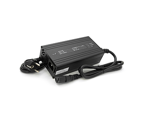 Зарядний пристрій Li-ion акумуляторів 12V(12,6V) 3S, 10A, штекер Triangle plug