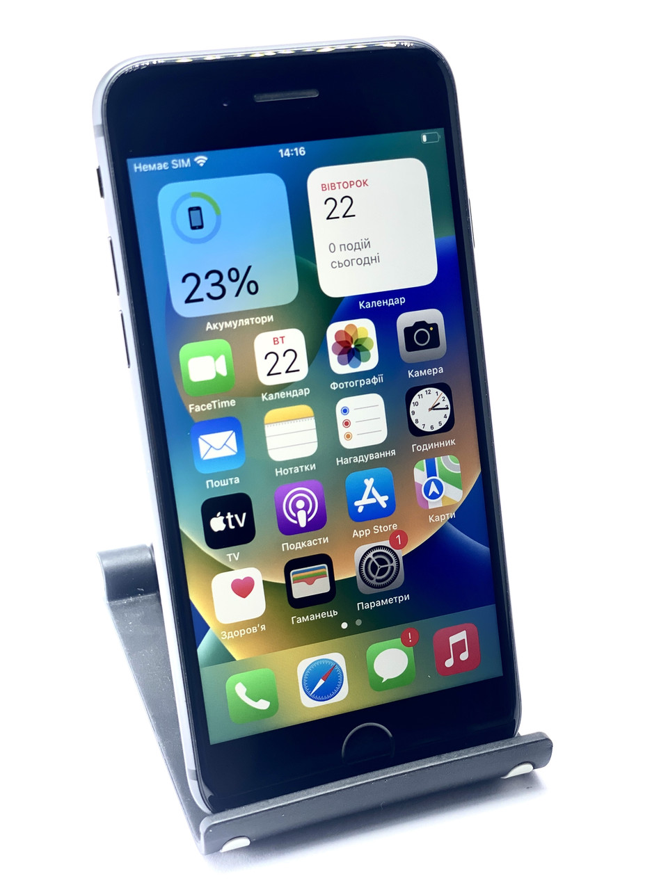 Смартфон iPhone 8 128 GB, чорний, у задовільному стані, б/в