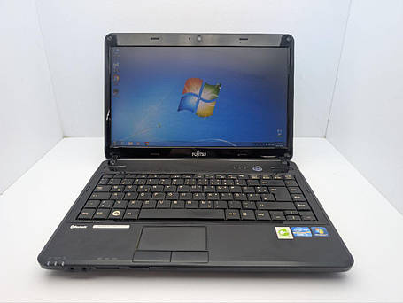 Б/в Ноутбук Fujitsu LifeBook LH531 14" 1366x768| Core i5-2430M| 6 GB RAM| 500 GB HDD| HD 3000, фото 1