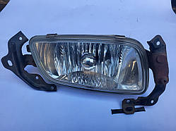 Фара протитуманна права Mitsubishi Pajero Wagon 2000-2006 MR537966