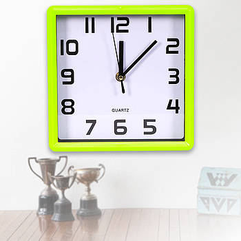 Настінний квадратний годинник 22х22 см на АА батарейці Х2-31 Кольорові