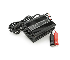Зарядний пристрій для Li-ion акумуляторів 72V(84V) 20S, 3.5A + крокодили