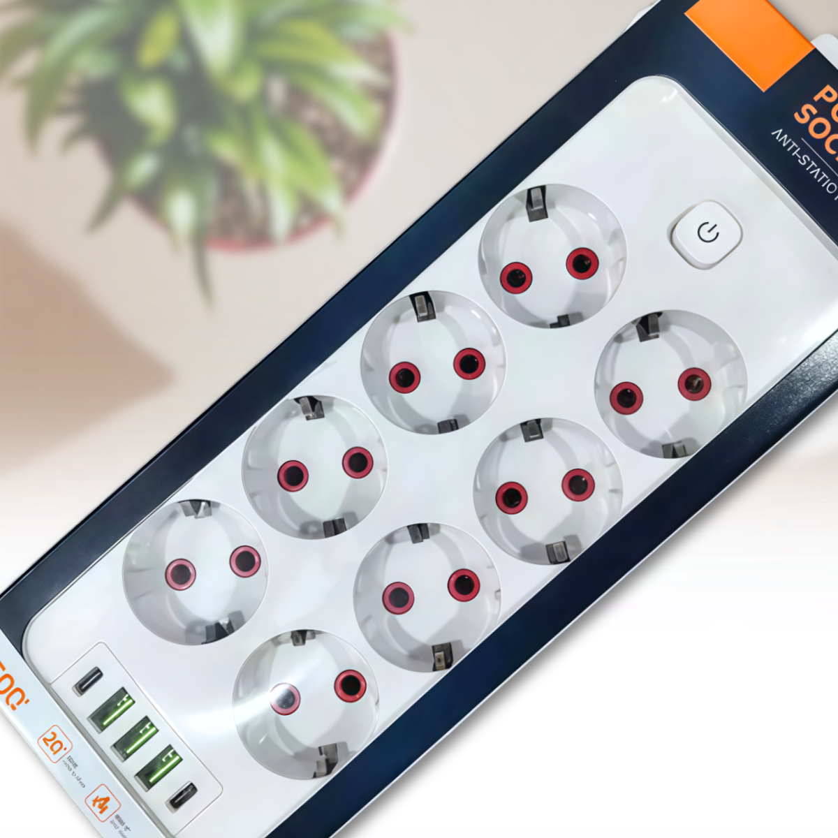 Електричний подовжувач на 8 виделок 3 USB-портами 2500W 5 метрів, фото 1