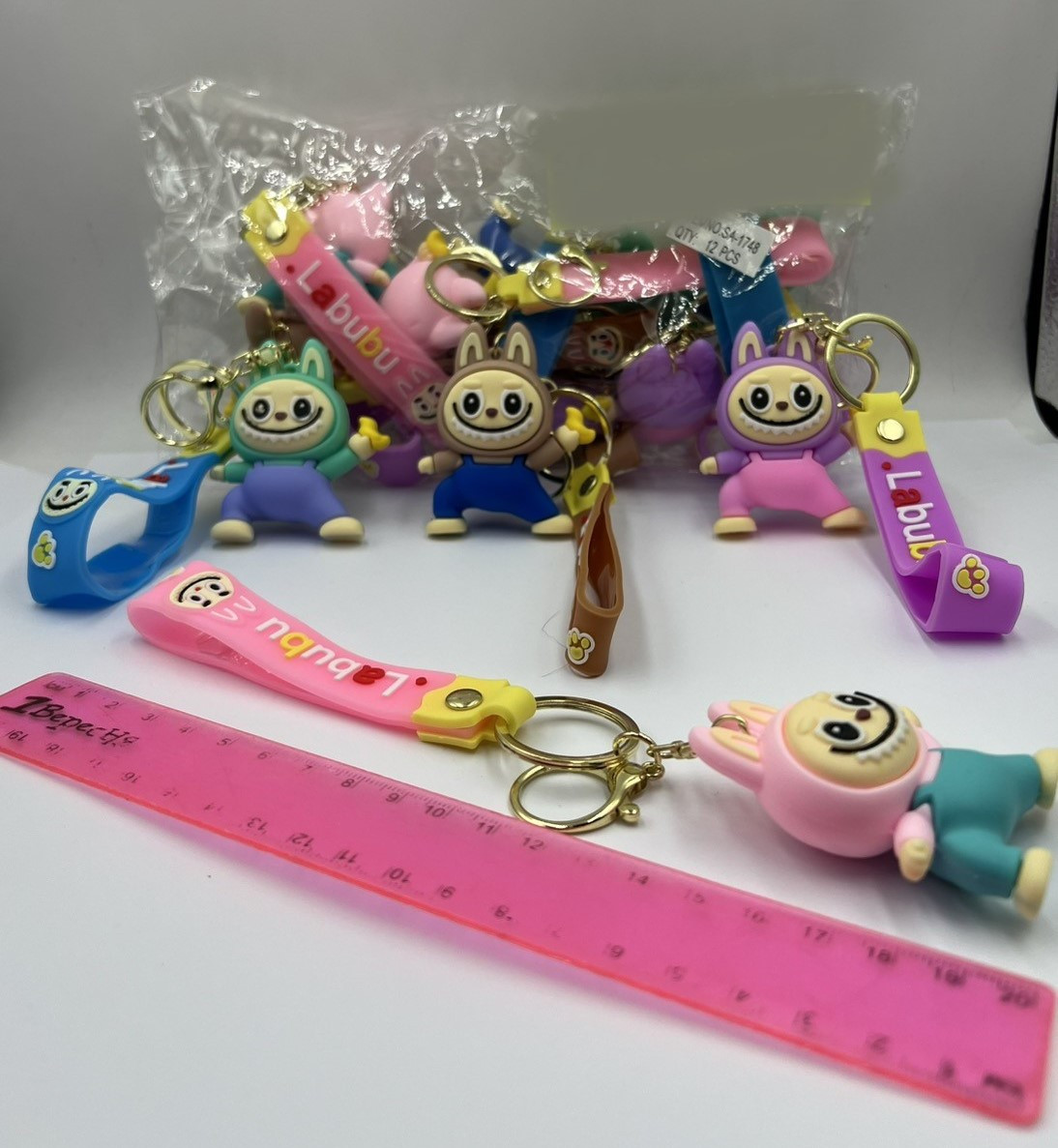 Брелок іграшка Лабубу. Labubu, фото 1