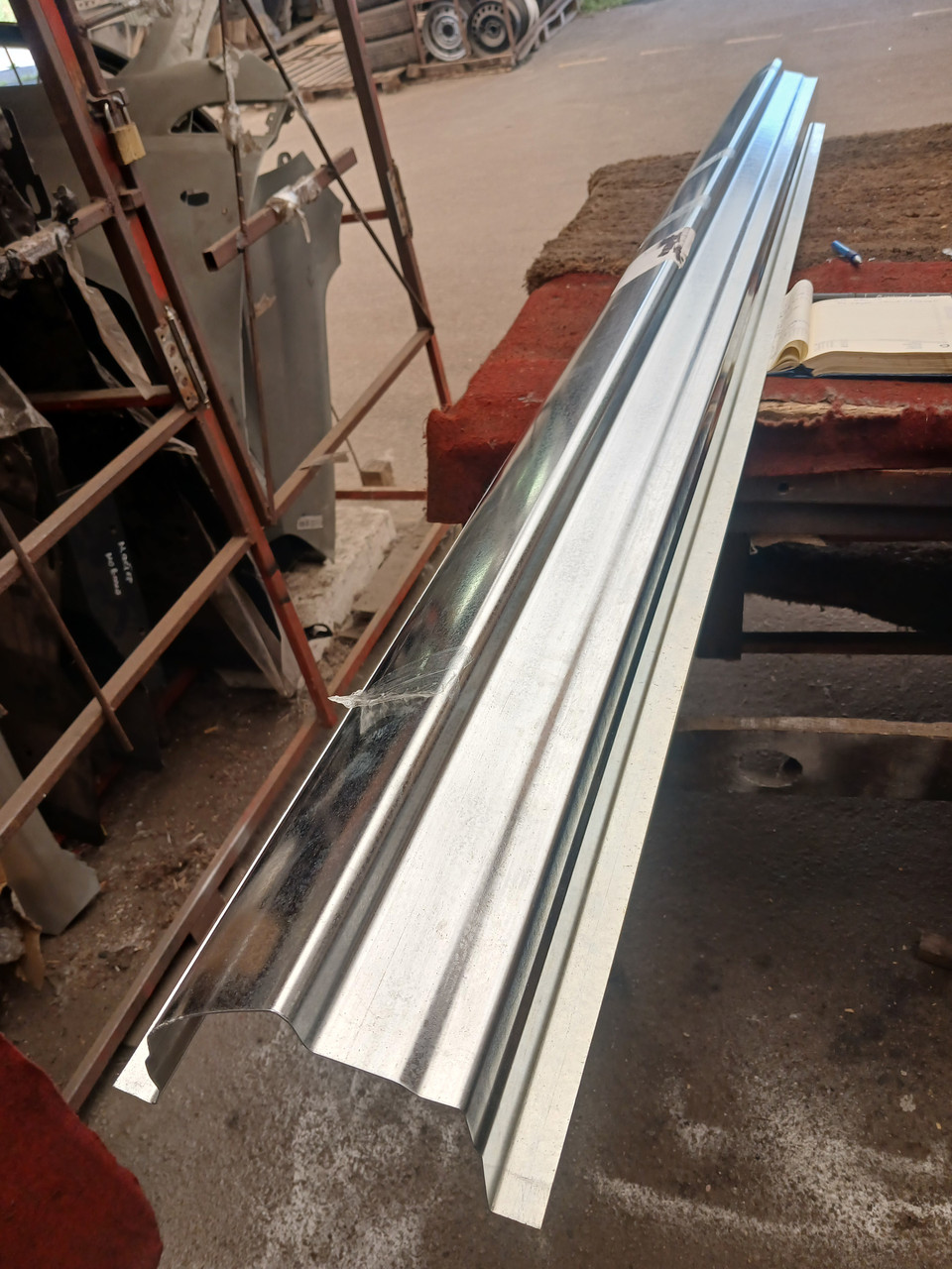 Поріг нісан ліф (2010..), фото 1